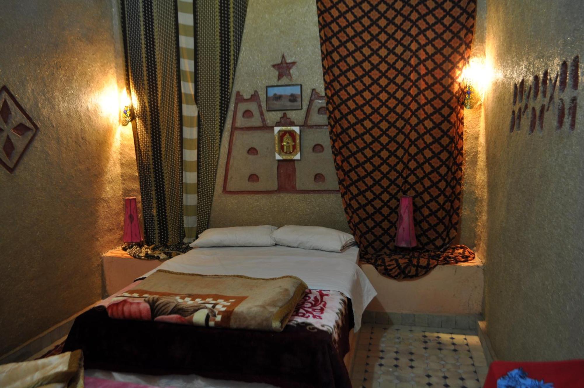 Riad Aicha & Camel Trekking Merzouga Luaran gambar