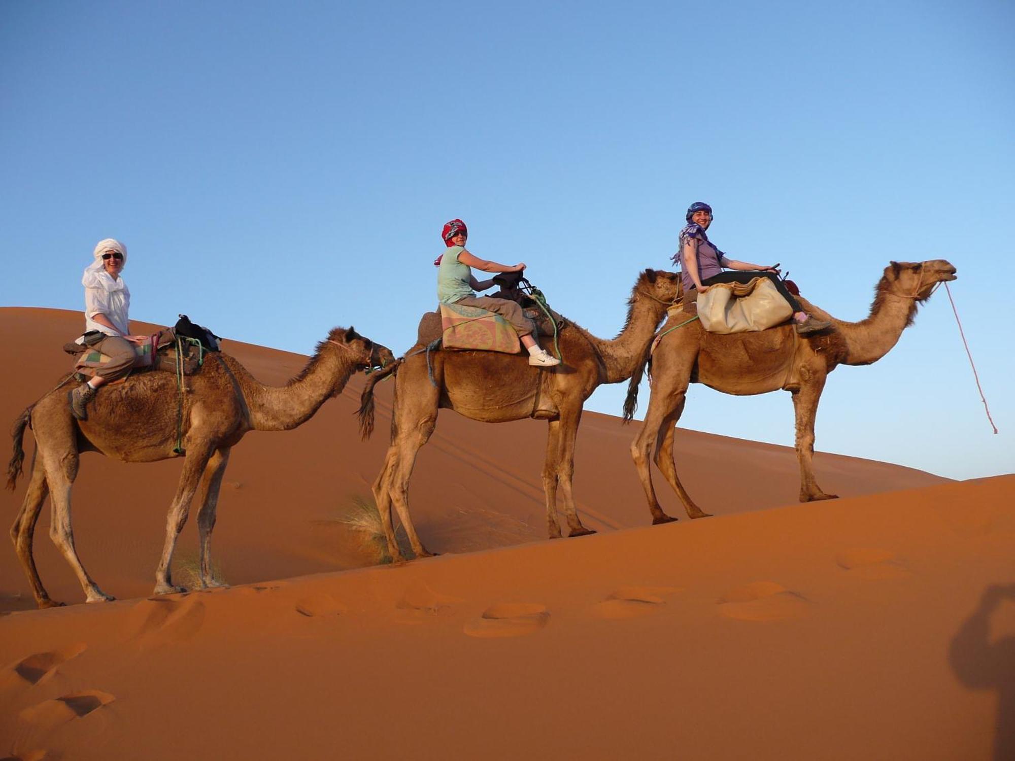 Riad Aicha & Camel Trekking Merzouga Luaran gambar