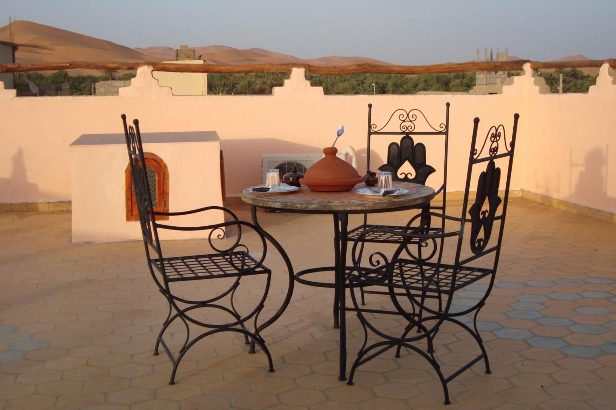 Riad Aicha & Camel Trekking Merzouga Luaran gambar